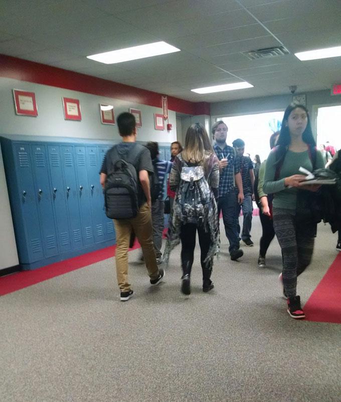 PHS students head towards the main staircase during the busy 5 minute passing period.