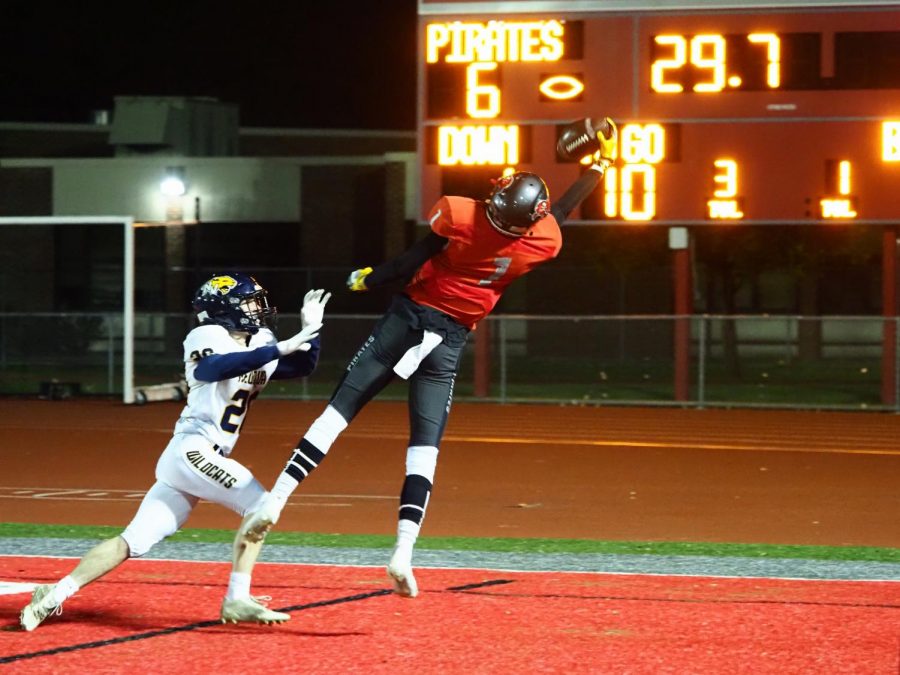 PHS wide receiver #1 Jacob Bostick was able to score a two point connection with 30 seconds left in the fourth quarter.