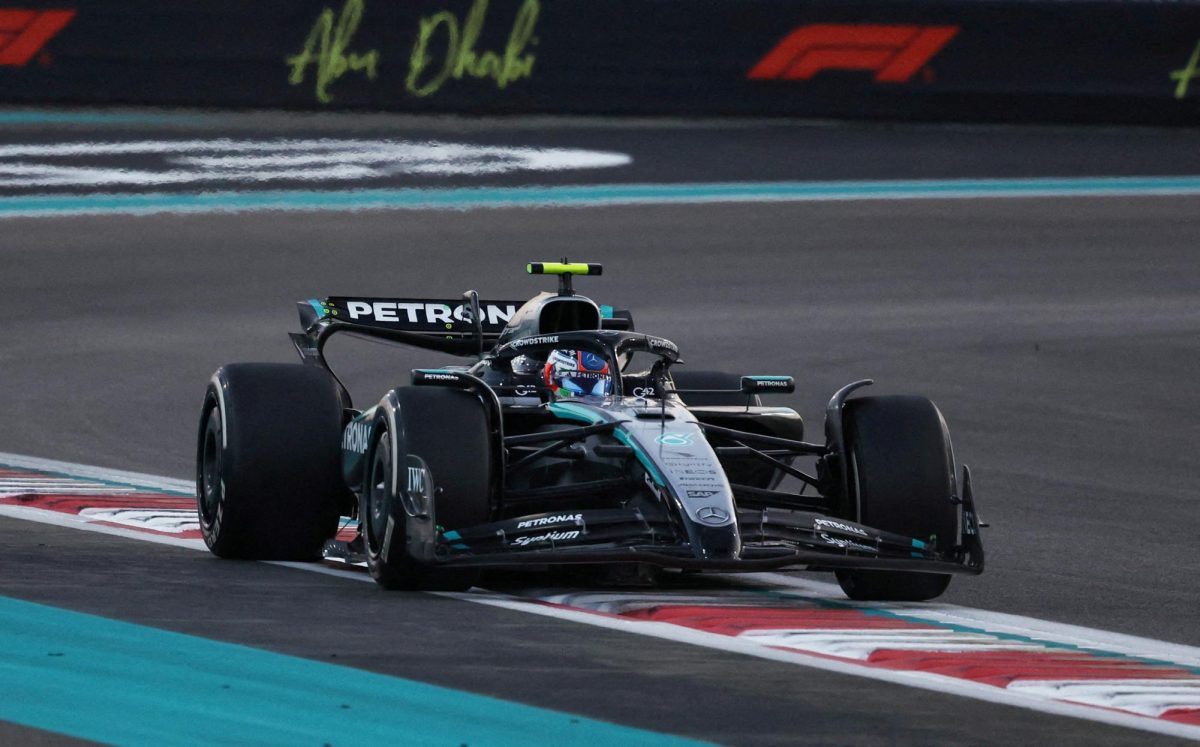 Formula One F1 - Abu Dhabi Grand Prix - Yas Marina Circuit, Abu Dhabi, United Arab Emirates - December 7, 2025 Mercedes' Andrea Kimi Antonelli in action during the race REUTERS/Amr Alfiky